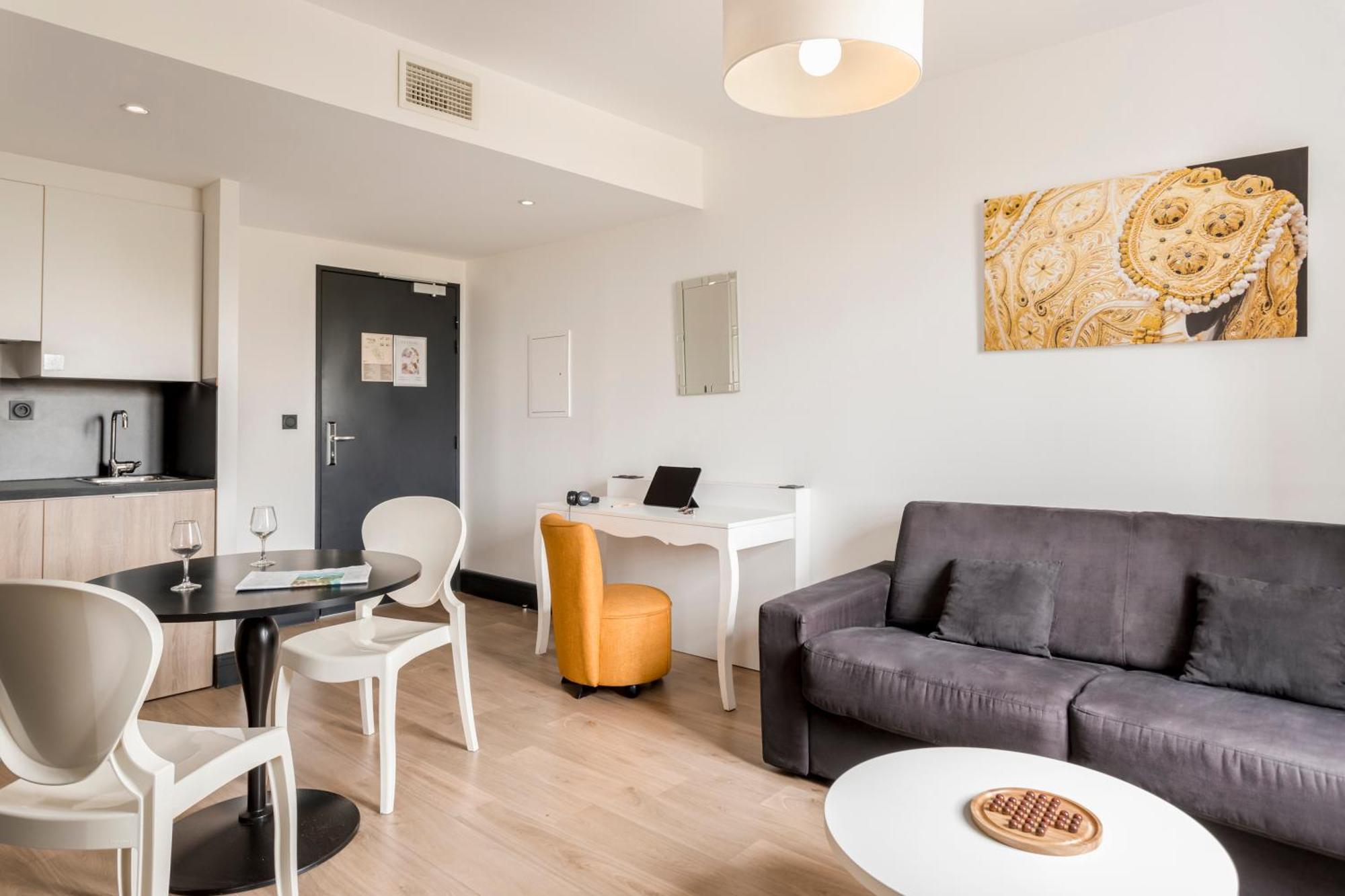 Appart'City Collection Nimes Arenes Eksteriør billede